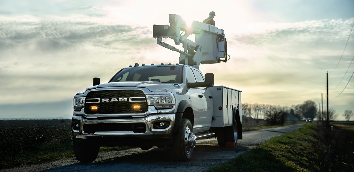 2019 Ram 3500 Chassis Cab White Front Exterior Picture